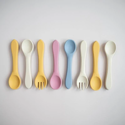 Zopa Silikonová dětská jídelní sada Sand Beige