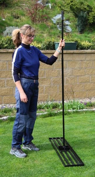 IQ models Nivelační a zapravovací brána 115cm - černá