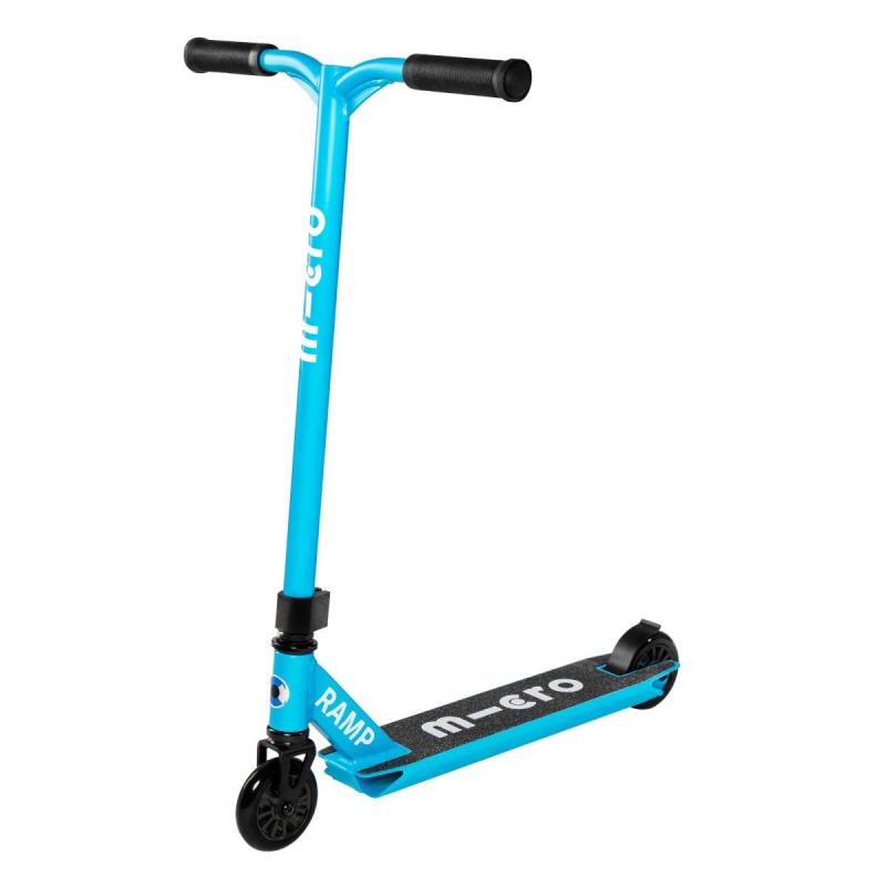 Micro Ramp Cyan freestyle kolobežka