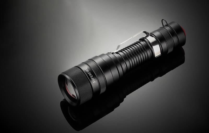 Superfire Svítilna F5, 1100lm, USB